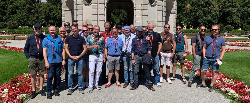 Mitglieder der Regionalgruppe Dortmund im Hofgarten